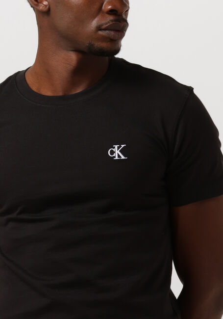Zwarte CALVIN KLEIN T-shirt CK ESSENTIAL SLIM TE - large