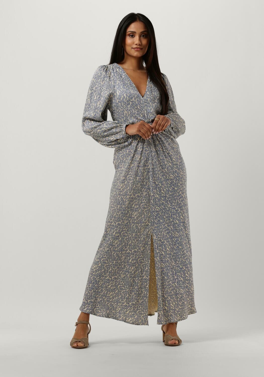 Jurk peerfiguur sales