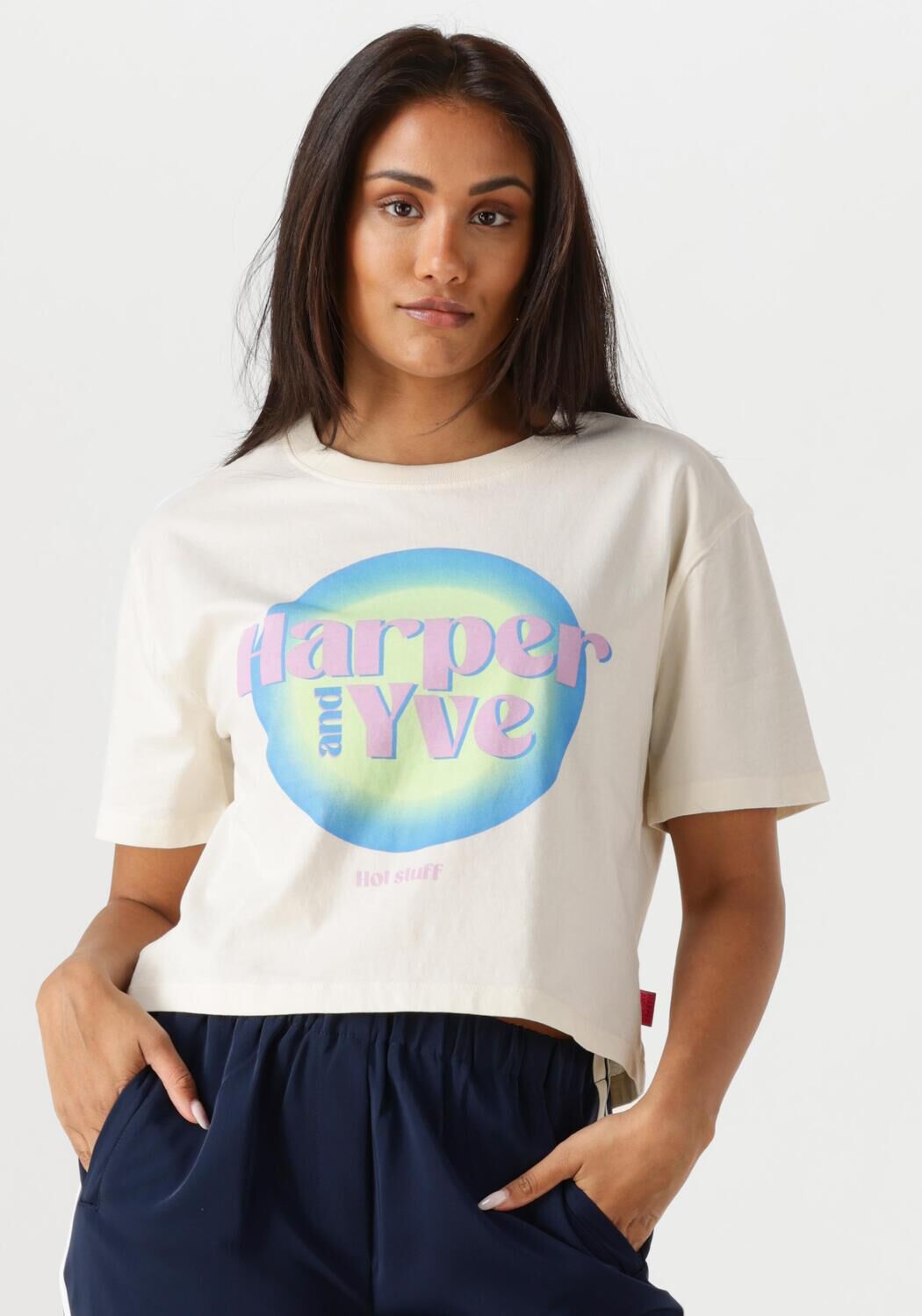 HARPER & YVE Dames Tops & T-shirts Hotstuff-ss Cropped Ecru