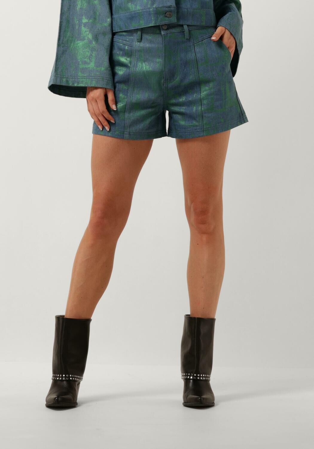 Refined Department metallic high waist straight fit denim short Fenna met all over print blauw groen
