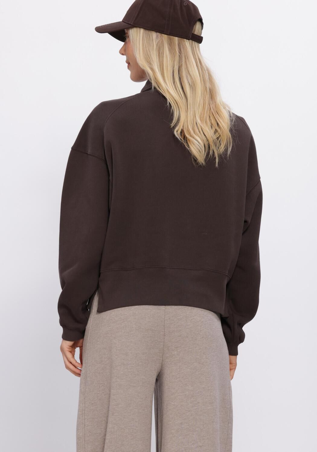 Bruine DEBLON SPORTS Sweater NELLE SWEATER - large