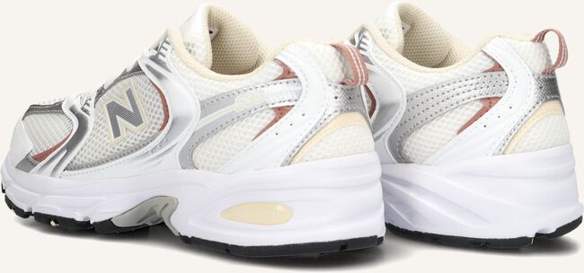 Witte NEW BALANCE Lage sneakers MR530 D Witte NEW BALANCE Lage sneakers MR530 D - large