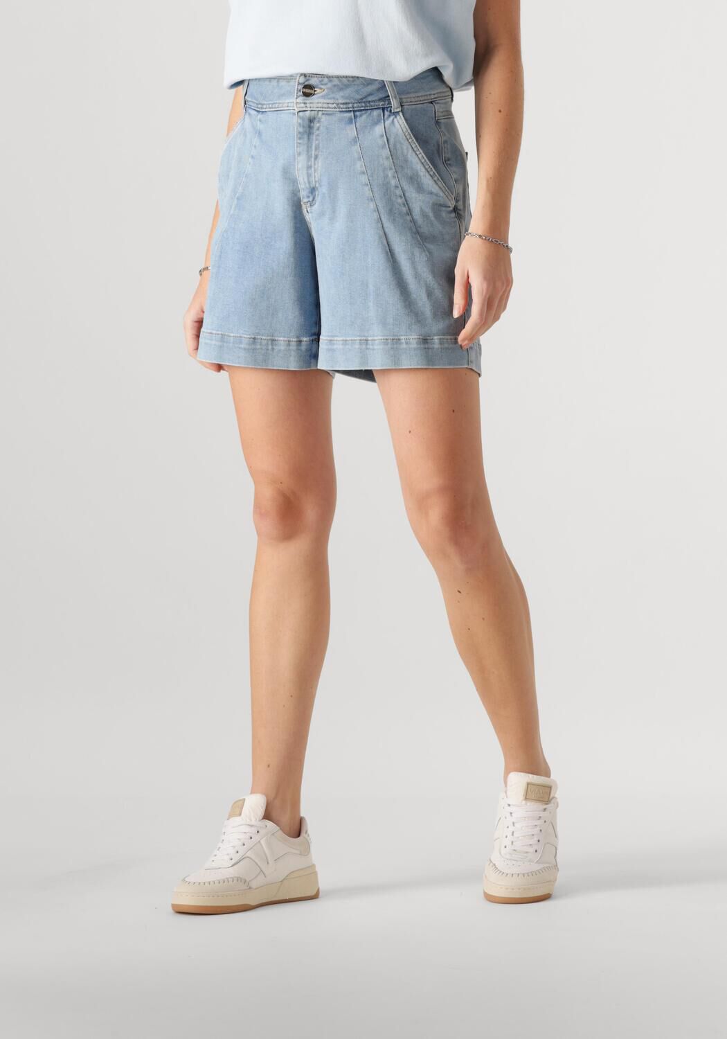NUKUS Dames Broeken Tanya Short Blauw