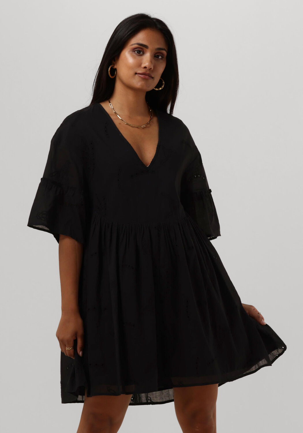 Zwarte ALIX THE LABEL Mini jurk LADIES WOVEN BRODERIE A-LINE DRESS | Omoda