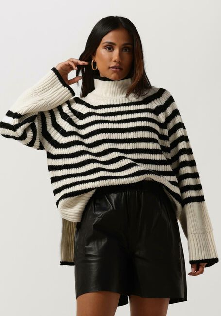 Zwarte LEVETE ROOM Trui KALIMA 11 PULLOVER - large