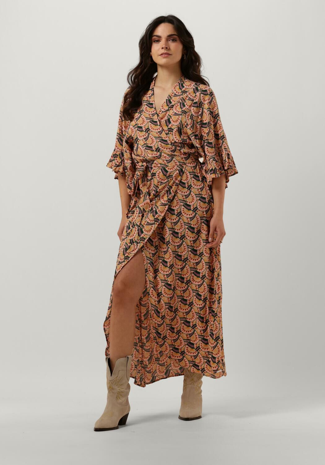 roze colourful rebel maxi jurk alice graphic fan maxi wrap dress