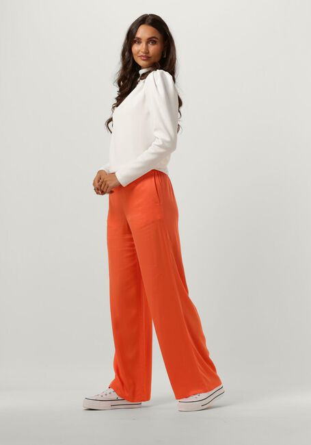 Witte SELECTED WOMEN Coltrui SLFFENJA LS T-NECK TOP - large