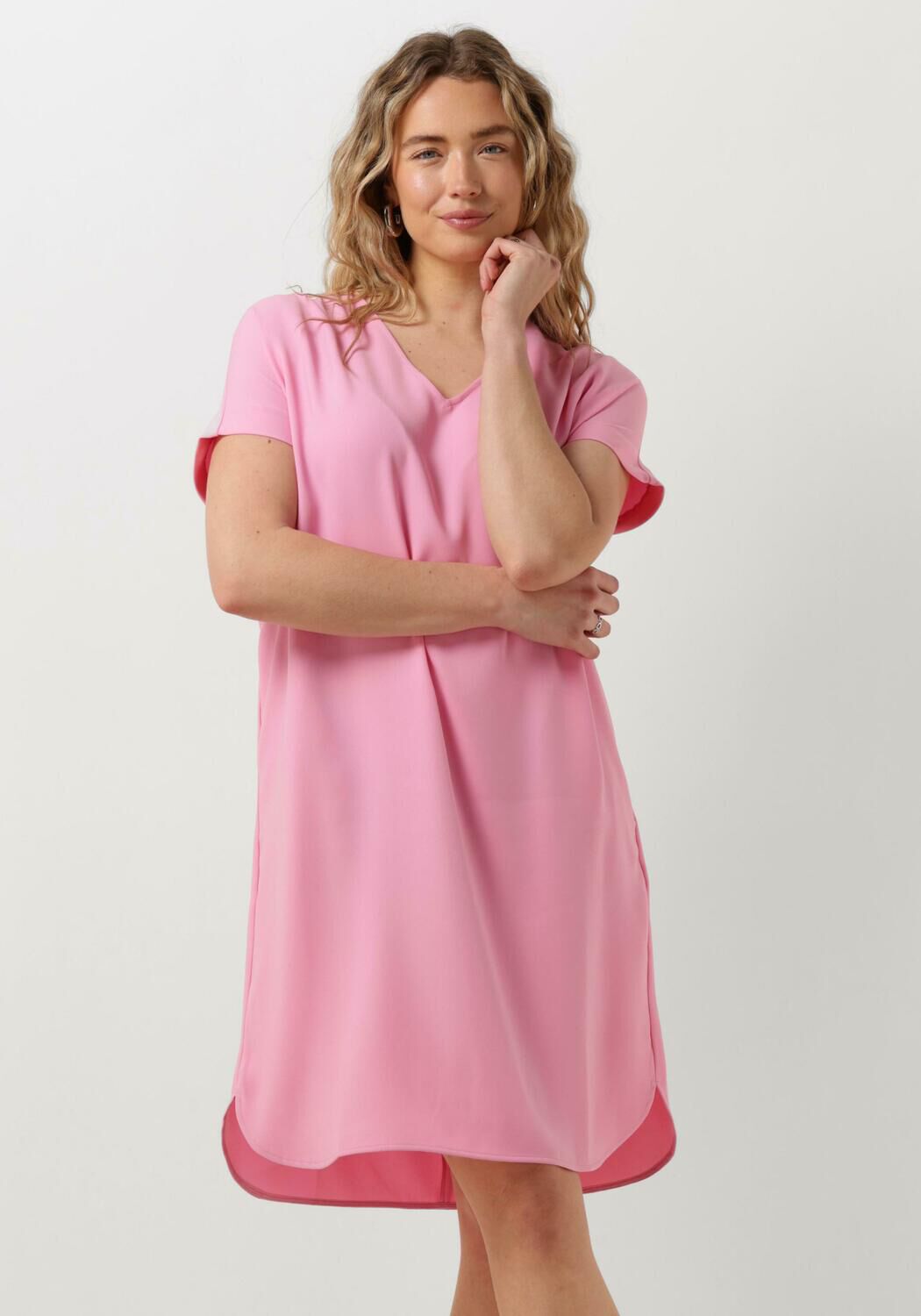 MOS MOSH Knielange jurk met V-hals model 'AURI LEIA'