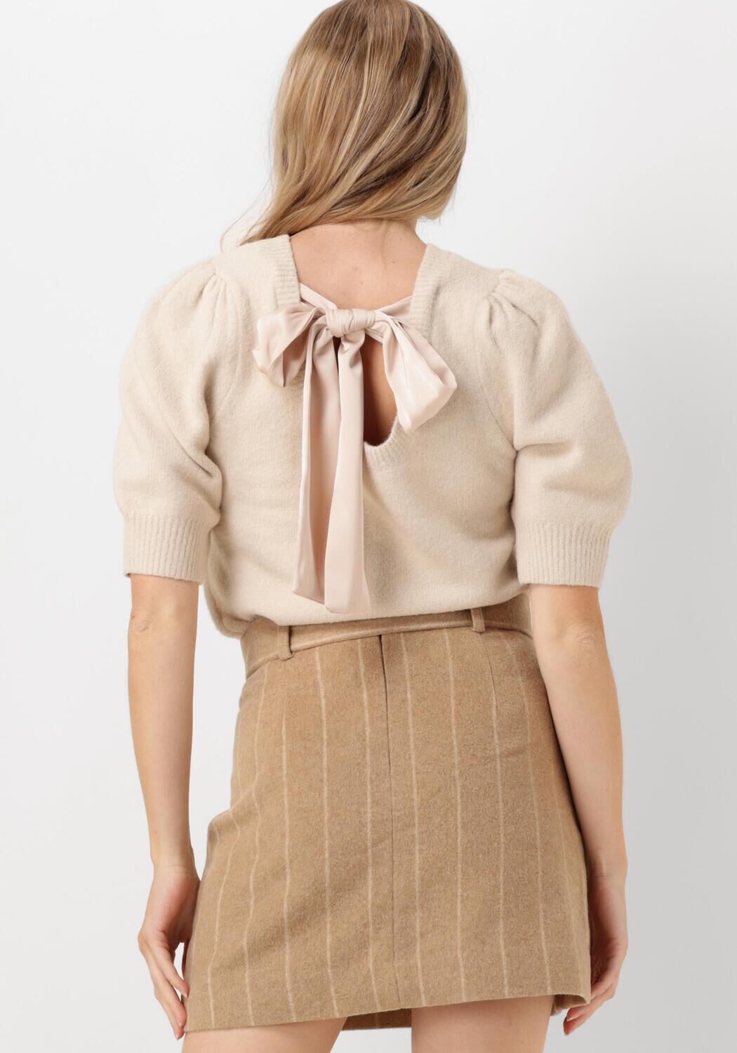 NEO NOIR Dames Tops & T-shirts Martha Bow Knit Tee Ecru