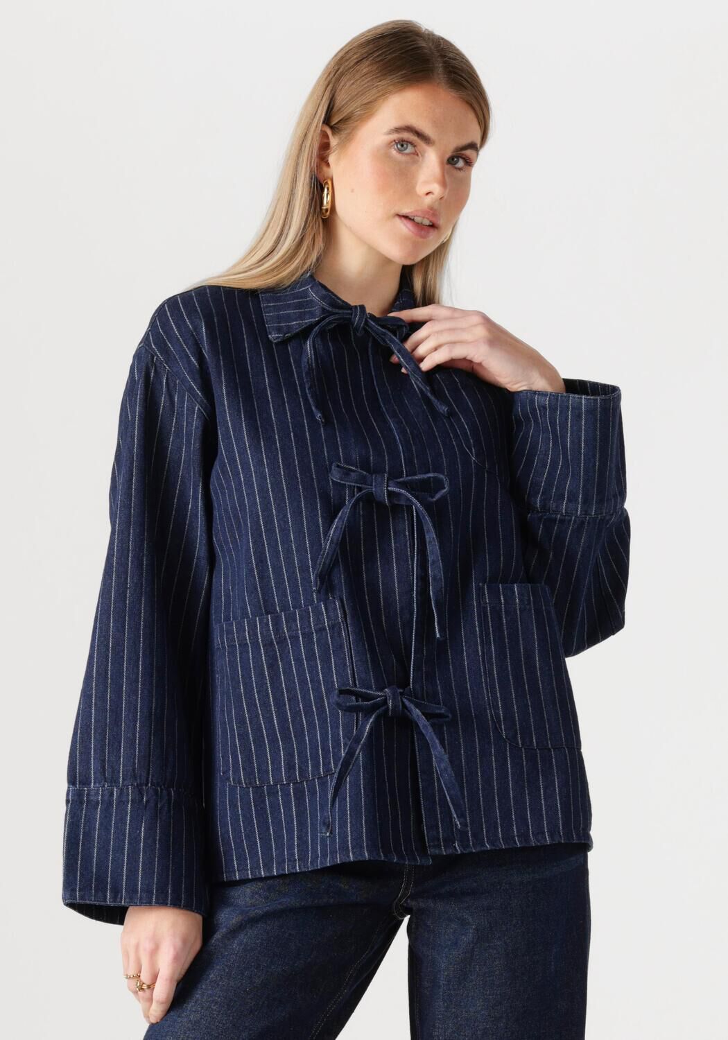 NEO NOIR Dames Blouses Starlie Stripe Shirt Donkerblauw
