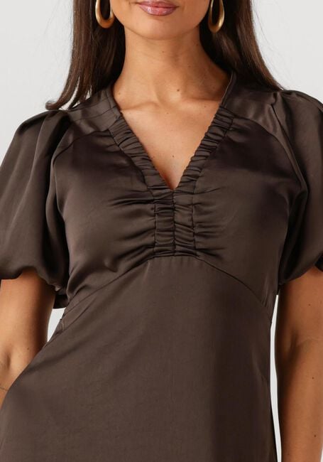 Bruine NEO NOIR Midi jurk ILLIANA HEAVY SATEEN DRESS - large