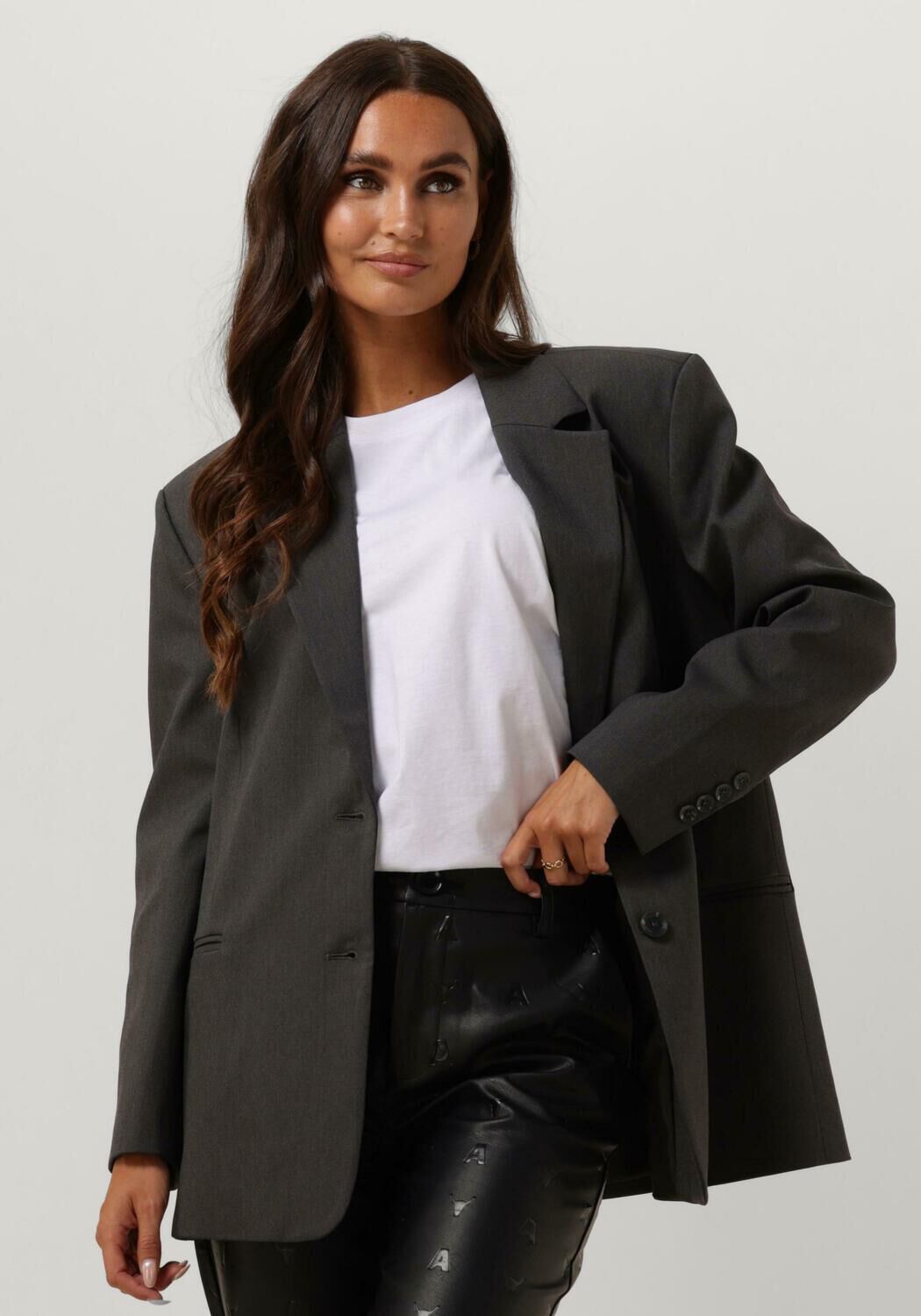 Alix the label leather jacket shop
