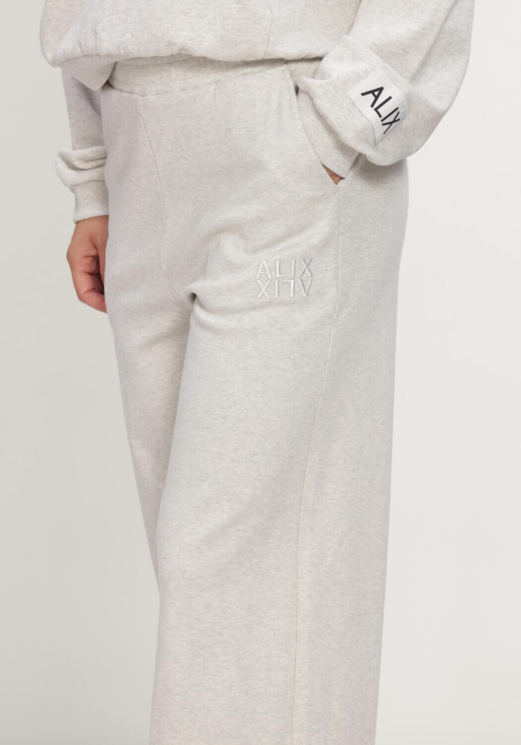 Grijze ALIX THE LABEL Broeken LADIES KNITTED WIDE LEG PANTS - large