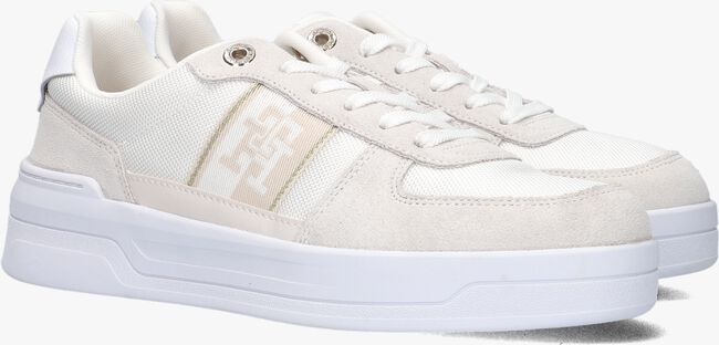 Witte TOMMY HILFIGER Lage sneakers BASKET WITH WEBBING - large