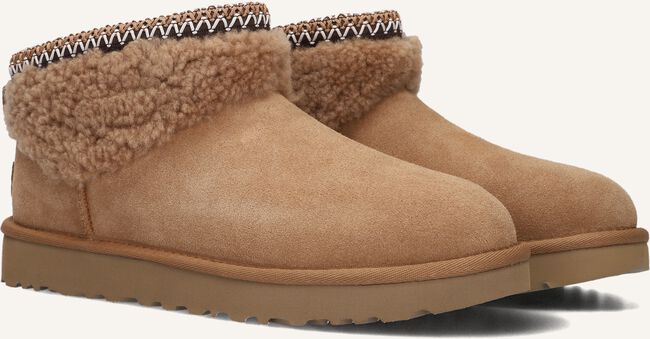 Cognac UGG Vachtlaarzen CLASSIC ULTRA MINI MAXI CURLY Cognac UGG Vachtlaarzen CLASSIC ULTRA MINI MAXI CURLY - large