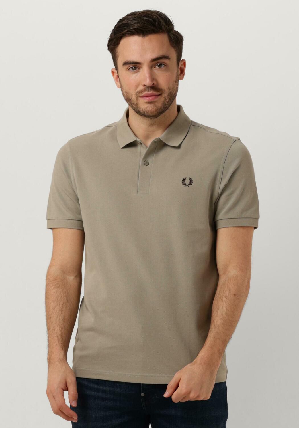 FRED PERRY Polo's & T-shirts The Plain Shirt Olijf