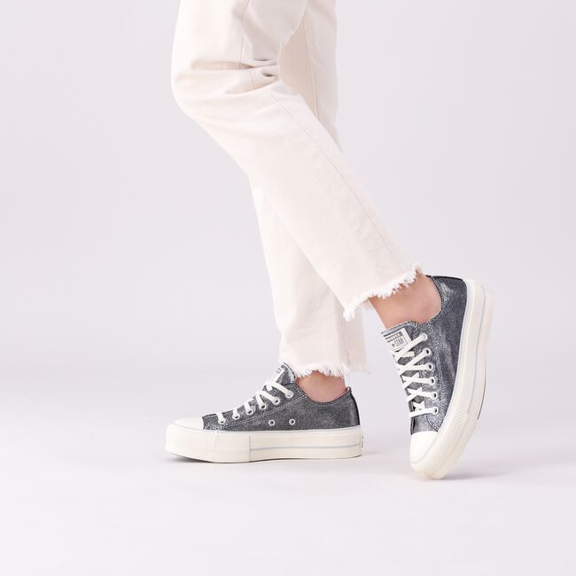 Zwarte CONVERSE Lage sneakers CHUCK TAYLOR ALL STAR LIFT OX Zwarte CONVERSE Lage sneakers CHUCK TAYLOR ALL STAR LIFT OX - large