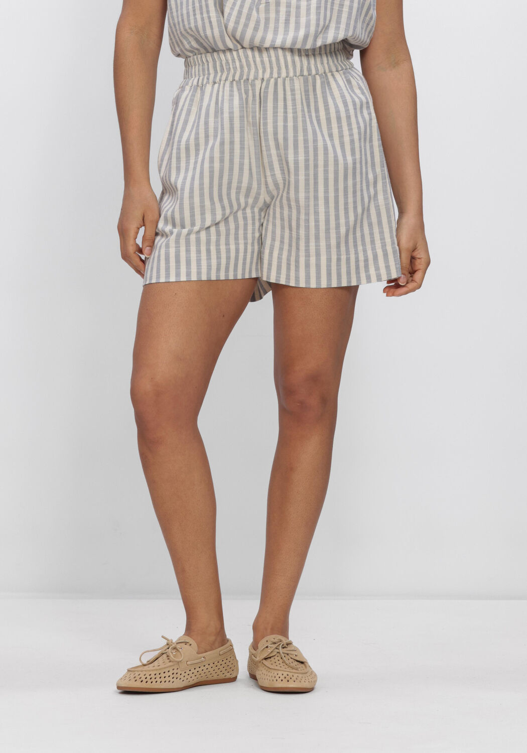 Lichtblauwe KNIT-TED Korte broek NANCY - large