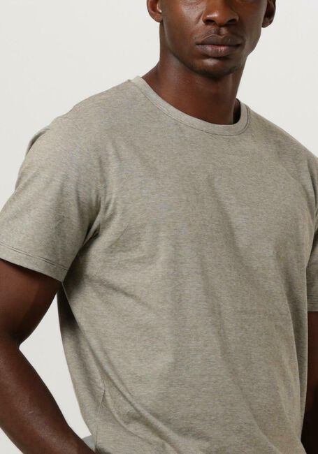 Olijf SELECTED HOMME T-shirt SLHASPEN SS O-NECK TEE - large