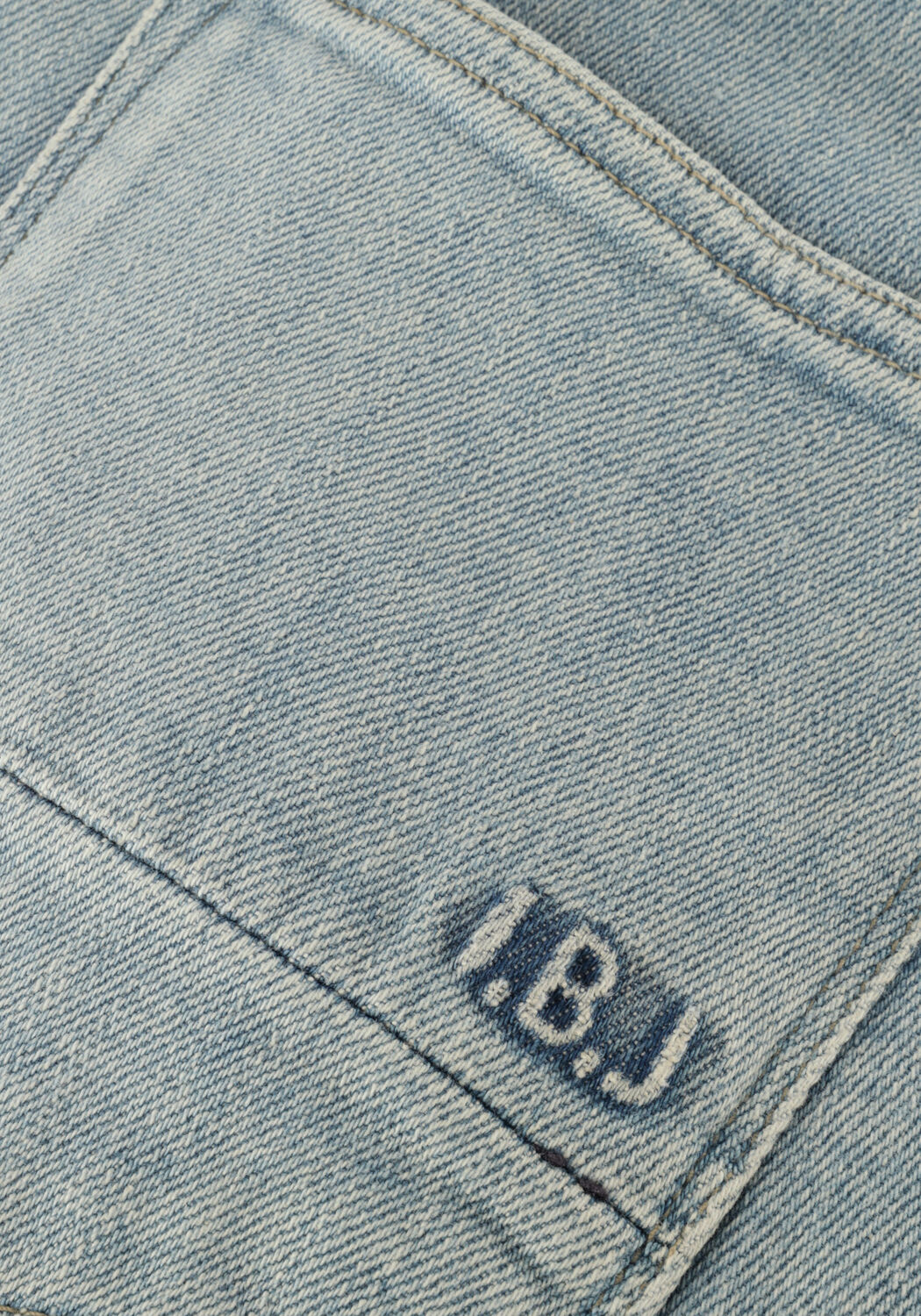 Max denim blue jeans shop