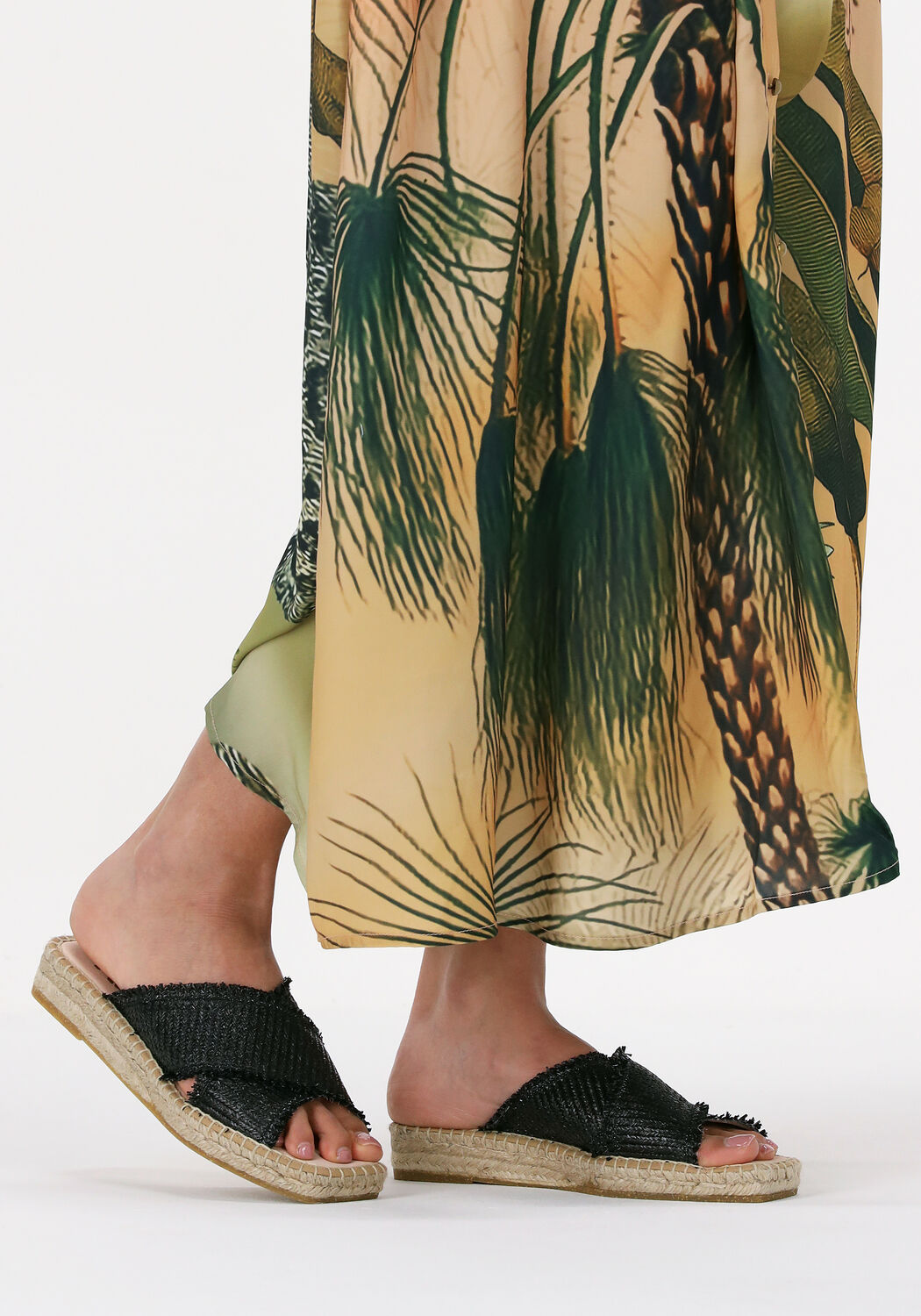 Kanna slippers hotsell