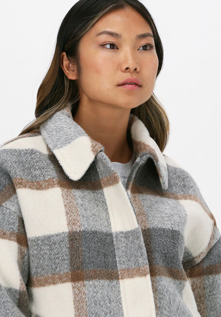 Gebroken wit NA-KD Jack BELTED SHORT CHECKED JACKET - large