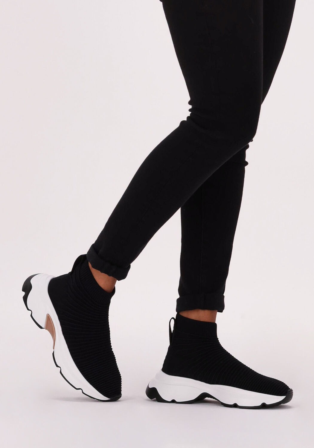 Zwarte NUBIKK Hoge sneaker ROSS NITTO | Omoda