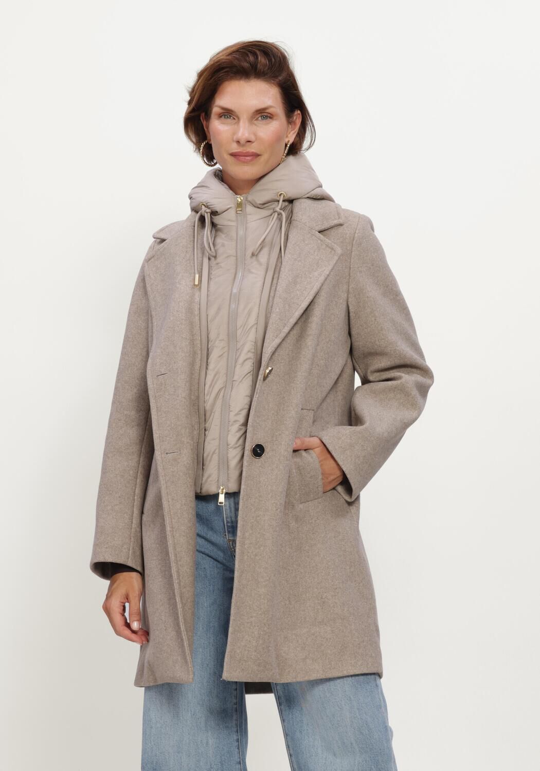 BEAUMONT Dames Jassen Elvira Coat Beige