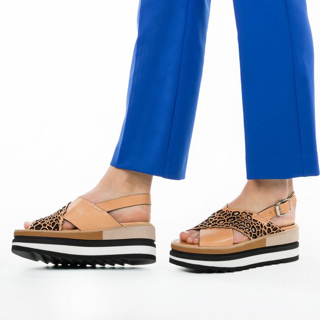 Cognac LAURA BELLARIVA Platte sandalen 3266BZ Cognac LAURA BELLARIVA Platte sandalen 3266BZ - large