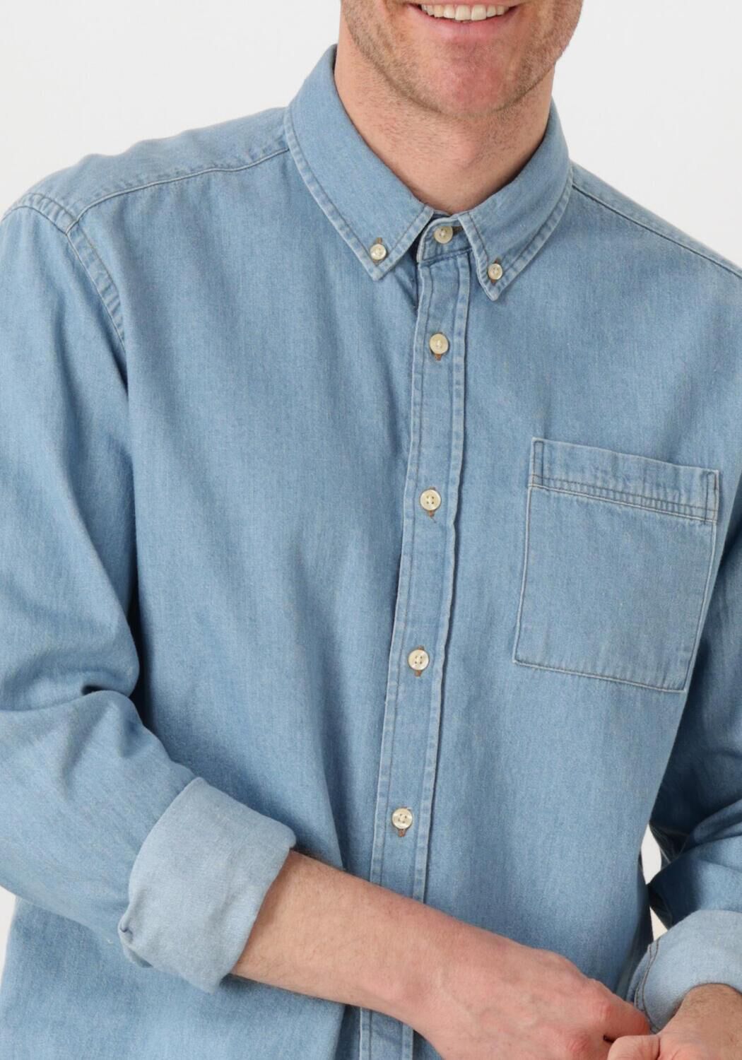 FORÉT Forét Heren Overhemden Hornet Chambray Shirt Lichtblauw