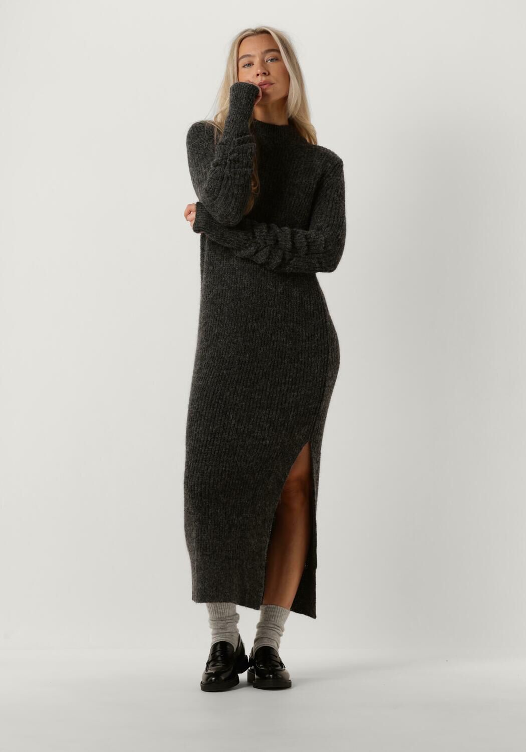 VANILIA Dames Jurken Wool Maxi Dress Grijs