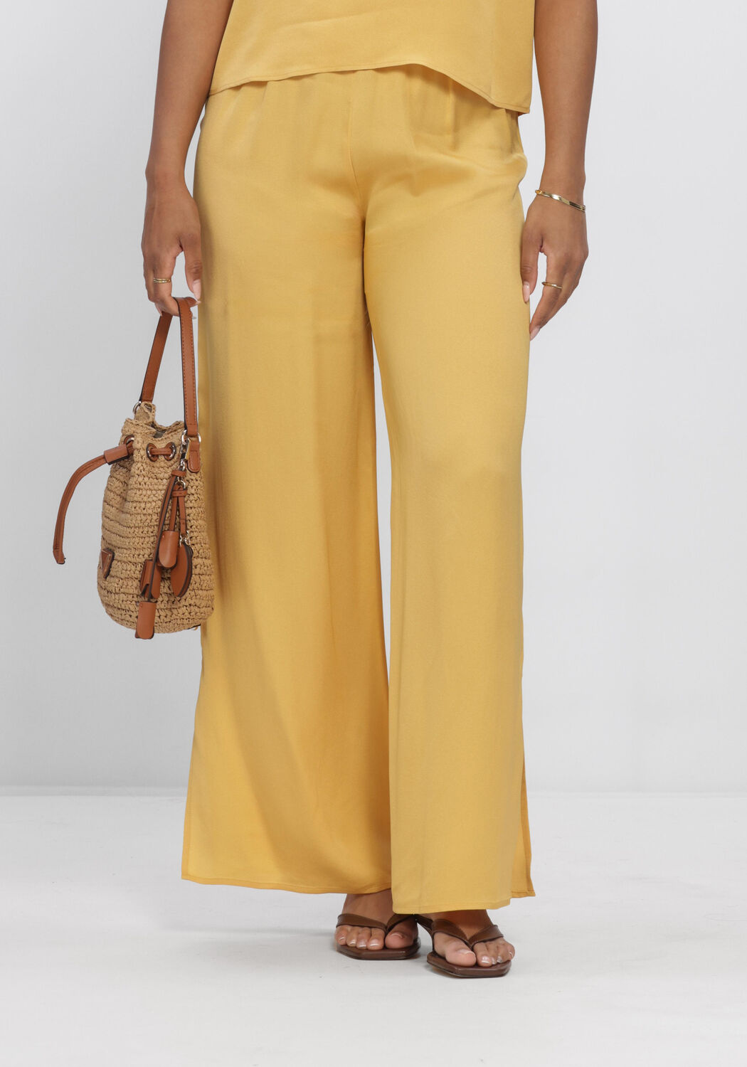 Beige SELECTED WOMEN Wijde broek SLFLAURA HW SLIT PANT B - large