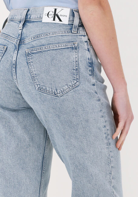 Lichtblauwe CALVIN KLEIN Mom jeans MOM JEAN - large