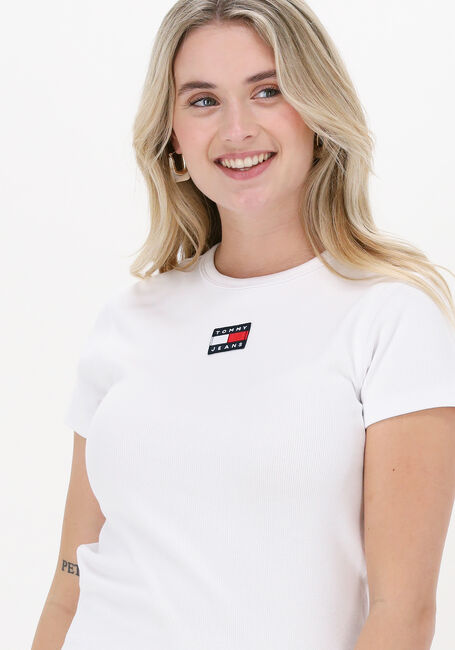 Witte TOMMY JEANS T-shirt TJW BABY CROP RIB CENTER BADGE - large