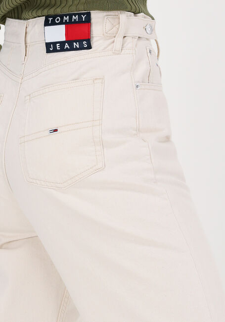 Gebroken wit TOMMY JEANS Mom jeans MOM JEAN SDTB UHR TPRD BE804 E - large