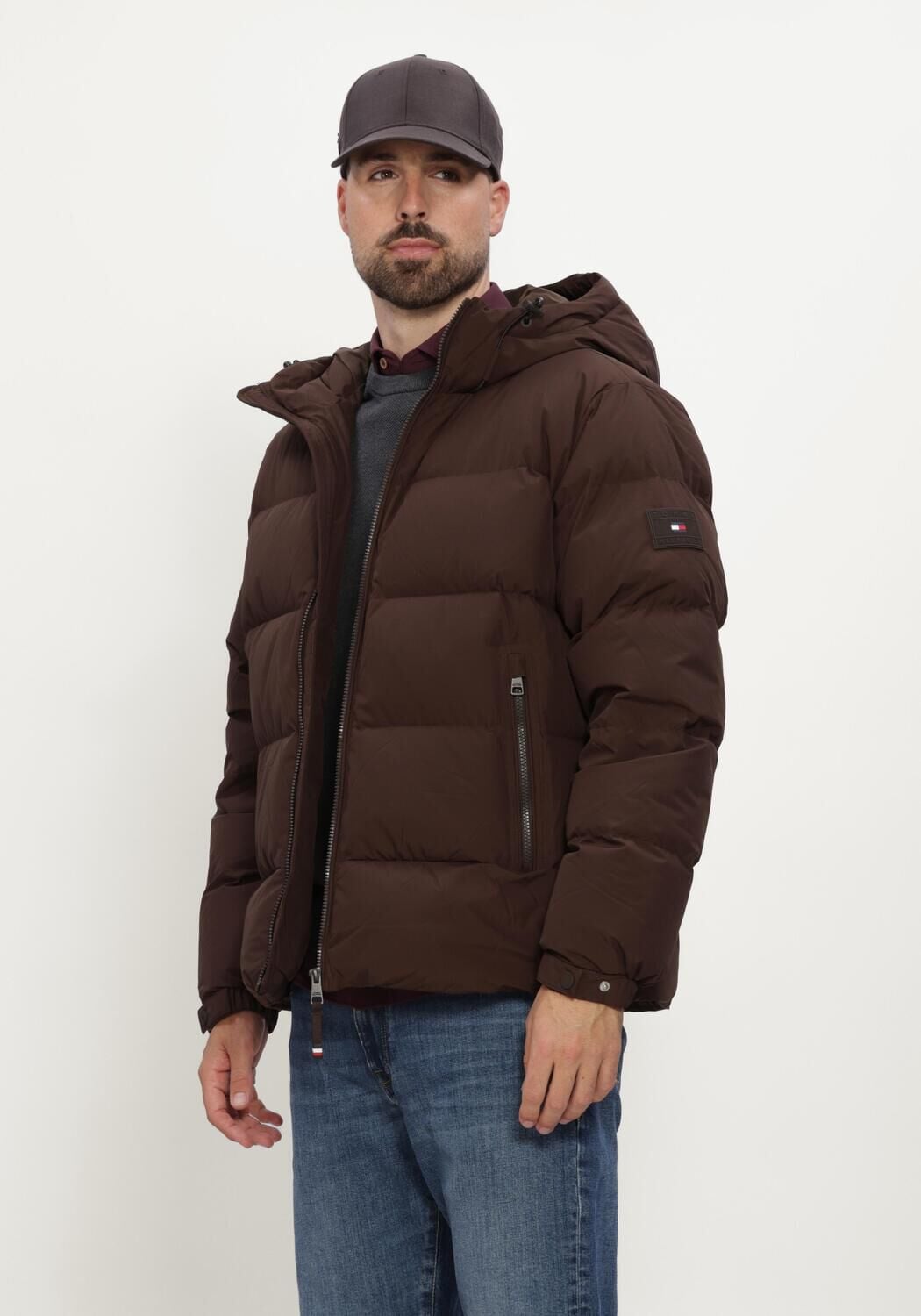 Bruine TOMMY HILFIGER Gewatteerde jas DOWN HOODED PUFFER JKT - large