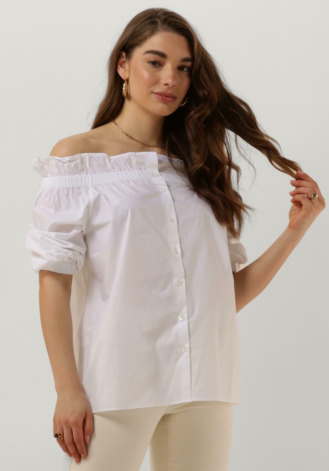 MOS MOSH Vrouwelijke Off-Shoulder Blouse met Ruches White Dames