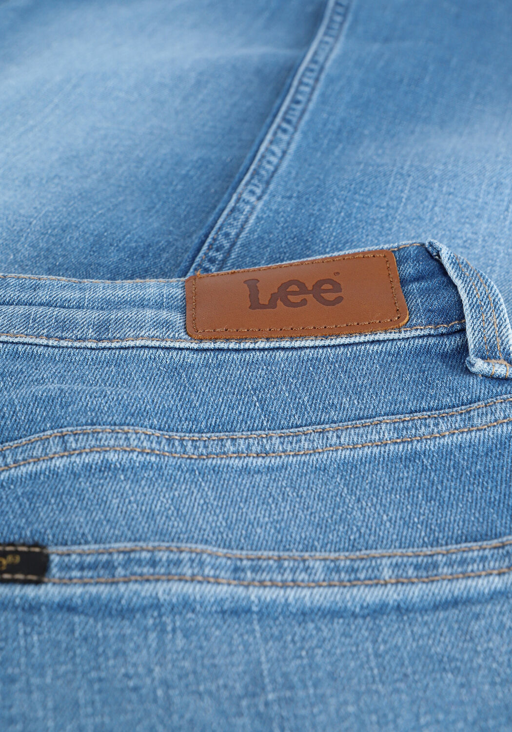 Lichtblauwe LEE Straight leg jeans BREESE FLARE - large