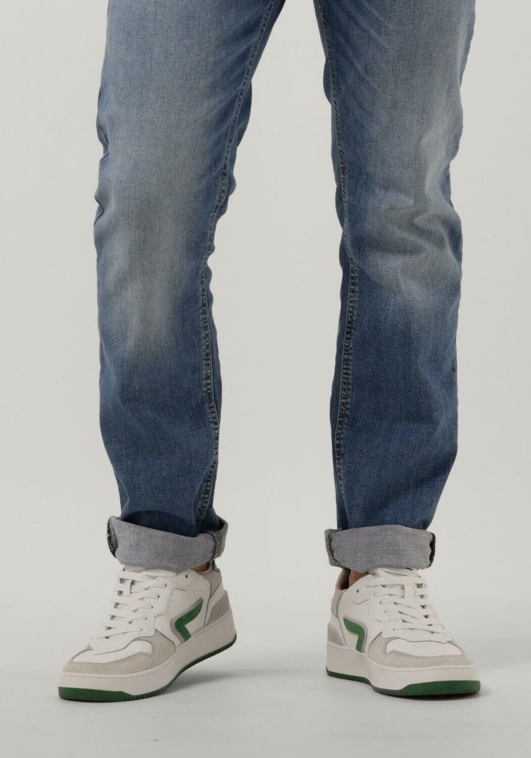 Witte shop merk sneakers