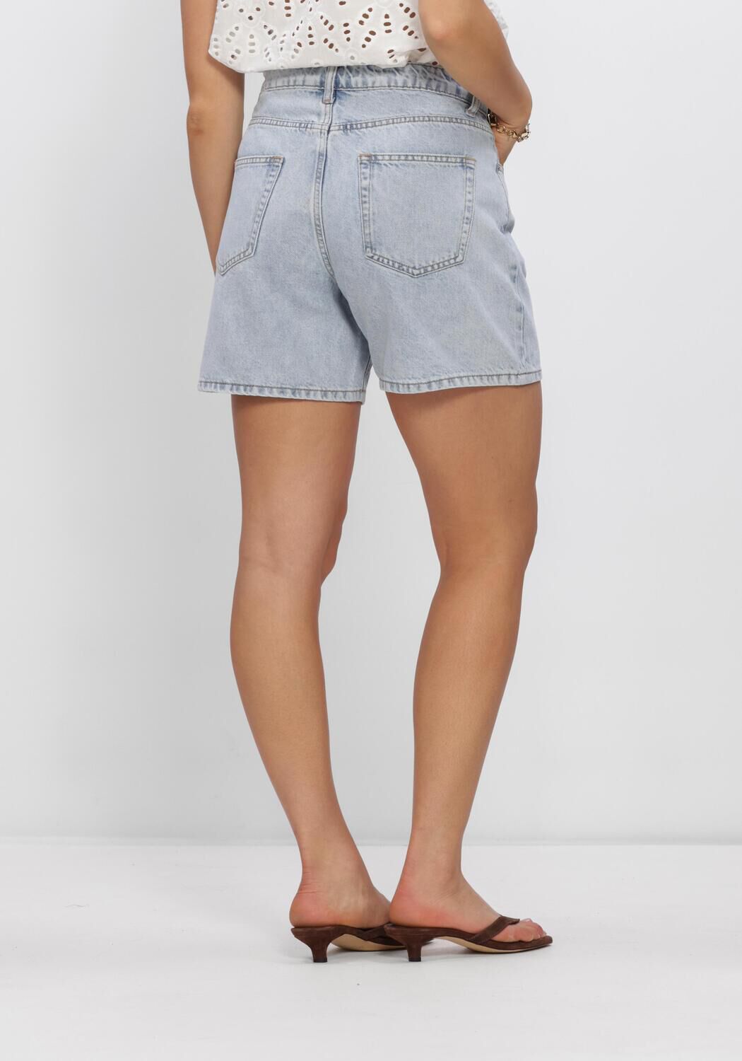 Blauwe WITHBLACK Broeken WBLKAROLINA BLUE DENIM SHORTS - large