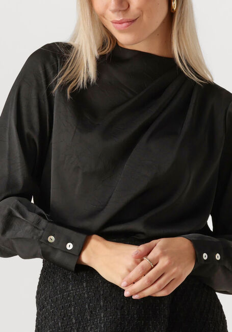Zwarte Y.A.S. Blouses YASCAPELA LS TOP - large