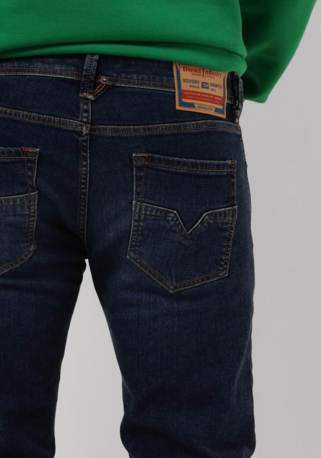 DIESEL Heren Jeans 1985 Larkee Donkerblauw
