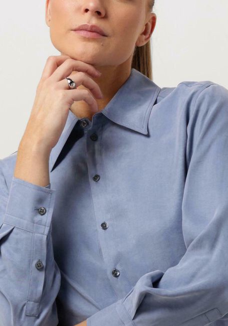 Blauwe VANILIA Blouses SATIN LONDOR - large