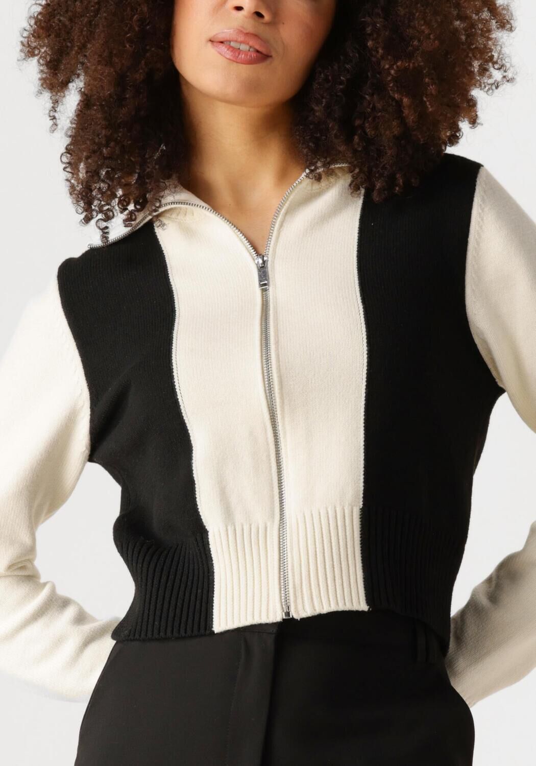 EDITED Dames Truien & Vesten Uli Jumper Zwart