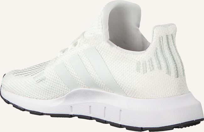 Witte ADIDAS Lage sneakers SWIFT RUN C Witte ADIDAS Lage sneakers SWIFT RUN C - large