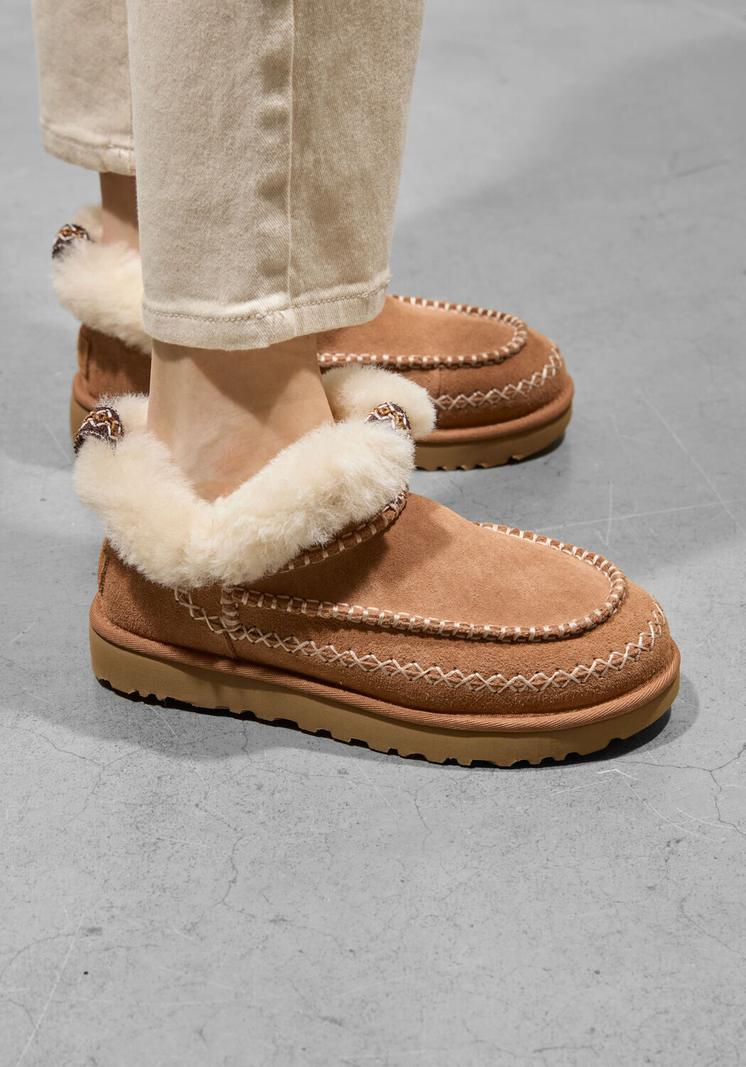 Bruine UGG Vachtlaarzen CLASSIC ULTRA MINI ALPINE - medium