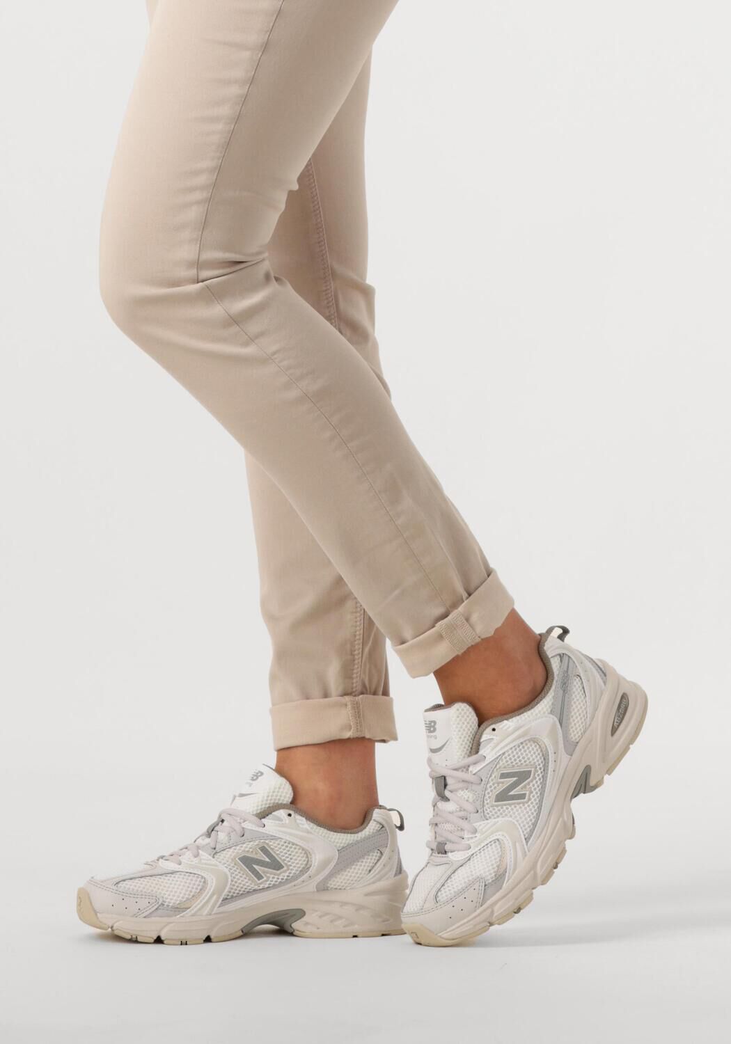 Witte NEW BALANCE Lage sneakers U530 - large