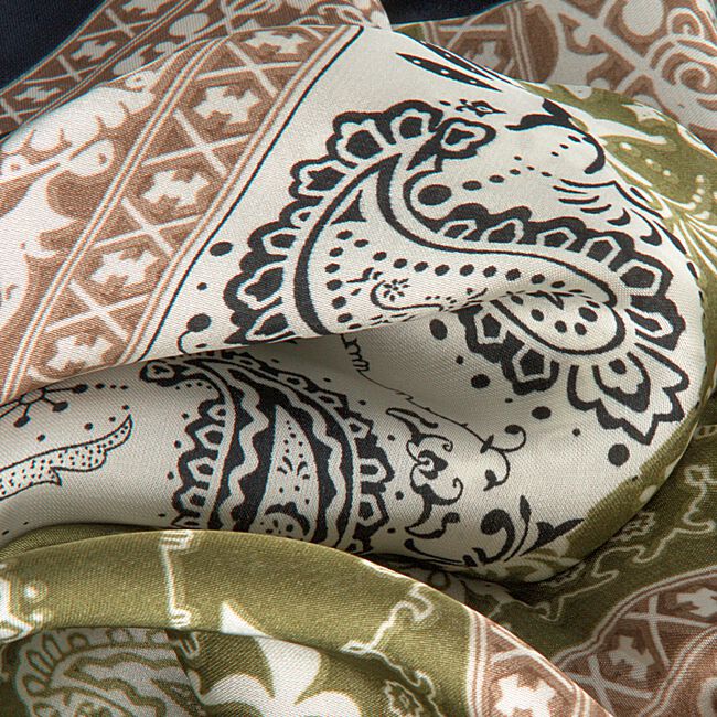 Groene ABOUT ACCESSORIES Sjaal 402.61.719.0 Groene ABOUT ACCESSORIES Sjaal 402.61.719.0 - large