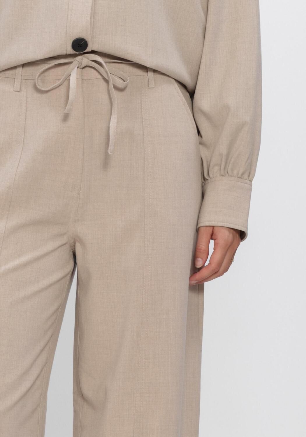 Beige SECOND FEMALE Broeken ZOIE CARGO TROUSERS - large