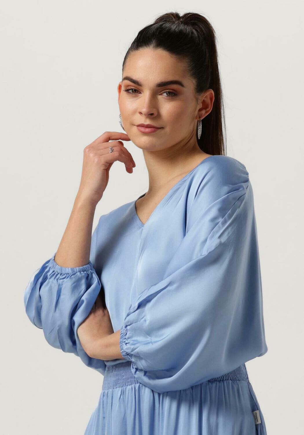 Penn&Ink N.Y Blauwe Viscose Top Veelzijdig & Stijlvol Blue Dames